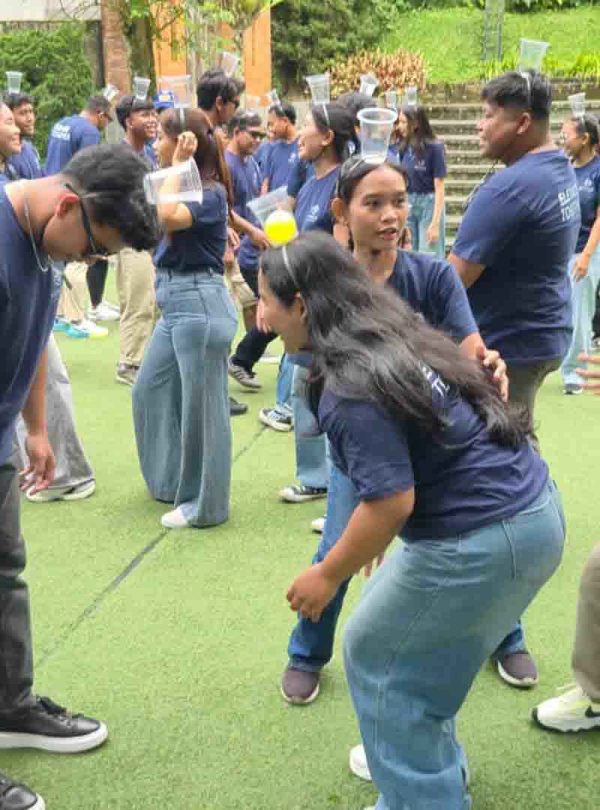 Acara team building perusahaan di Bali yang penuh semangat dan kebersamaan