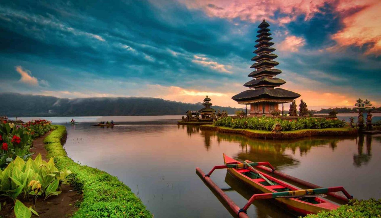 Outbound di Bedugul vs Ubud – Karyawan mengikuti aktivitas team building di Bedugul Bali