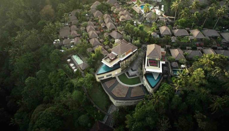 Kamandalu Ubud villa privat dengan pemandangan sawah alami