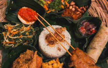 kuliner khas Bali paling enak dan populer 2026