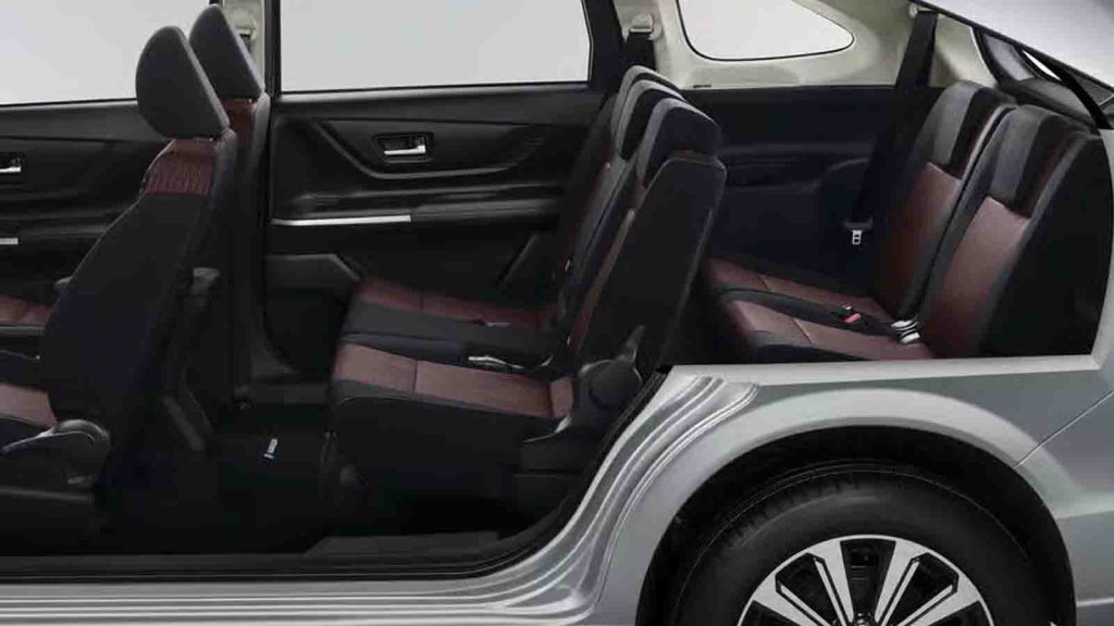 interior mobil wisata Bali nyaman untuk perjalanan jarak jauh