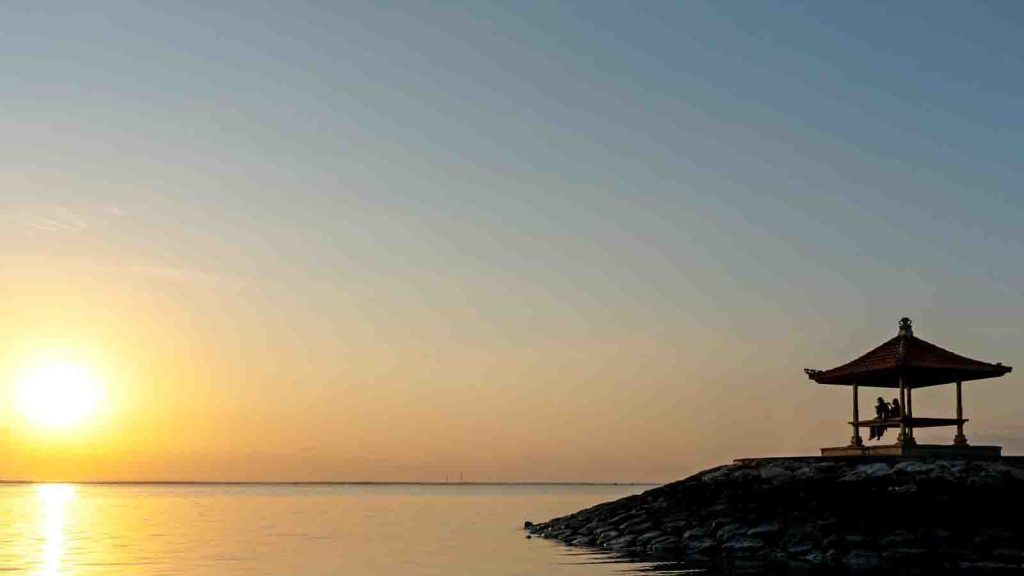 pantai Bali yang lebih sepi saat low season wisata